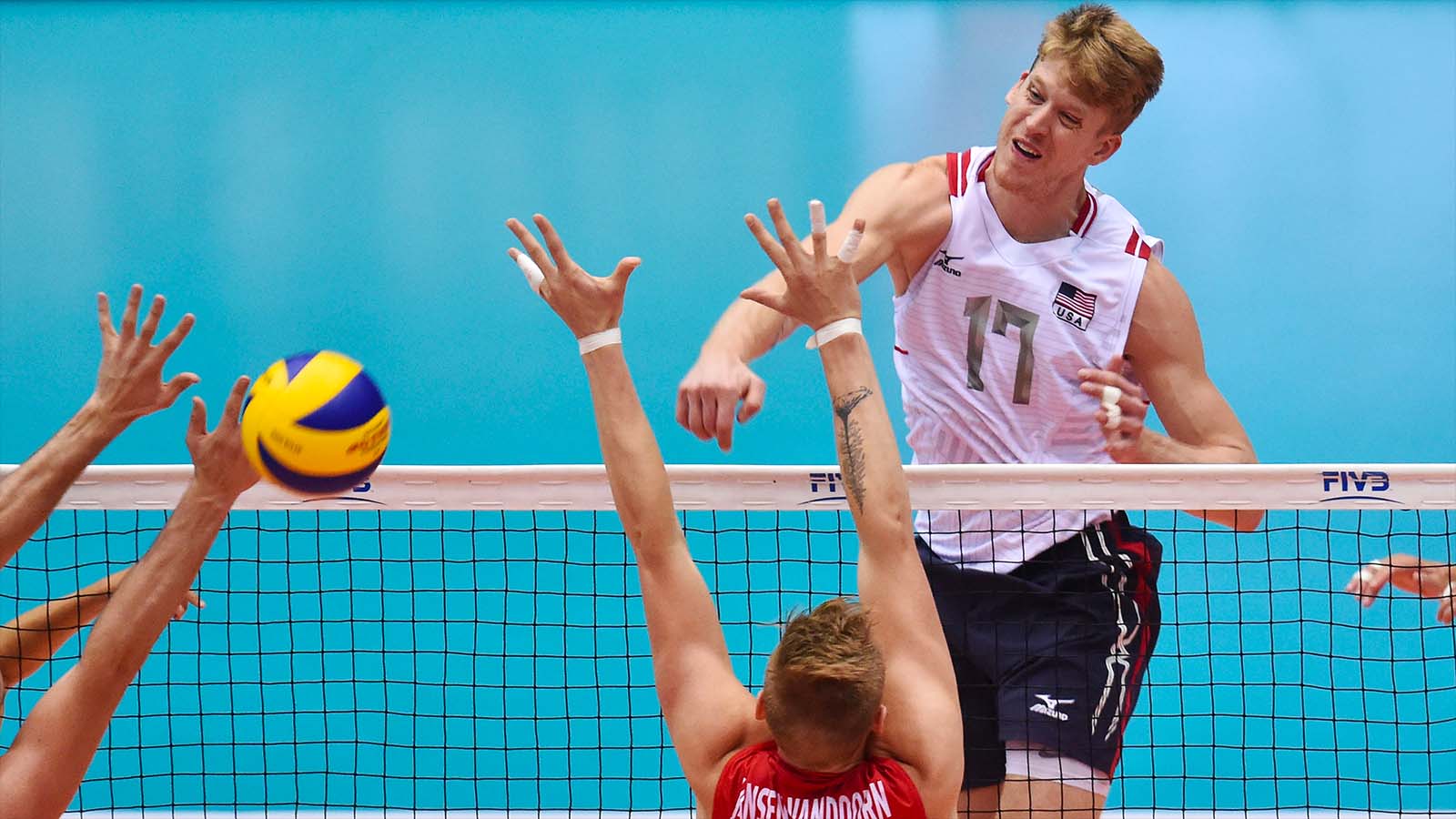 Jumping In - Learn All About The Middle Blocker Volleyball Position ...