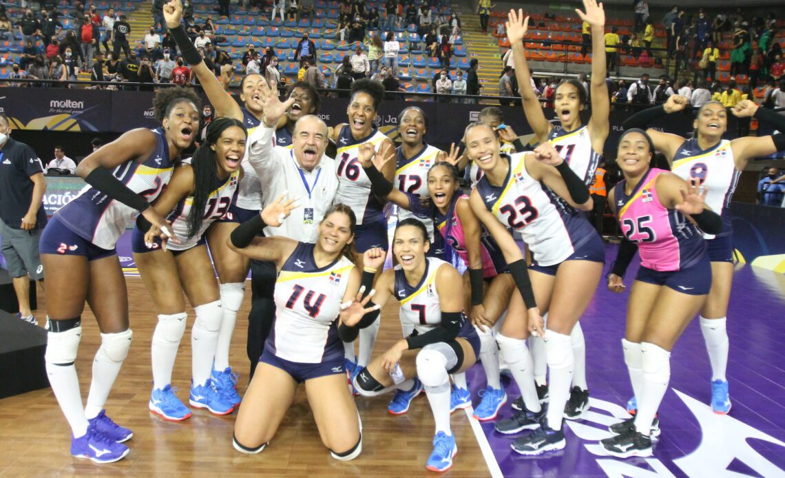 WorldofVolley :: NORCECA W: Dominican Republic defended the title of continental champions, Van Ryk led Canada to bronze