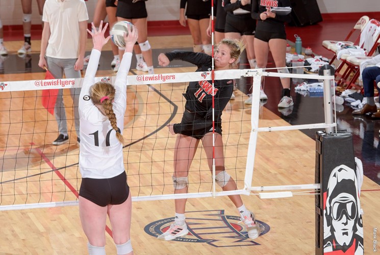 21st Ranked Flyers Sweep Hawks To Advance To GLVC Tournament Championship Match