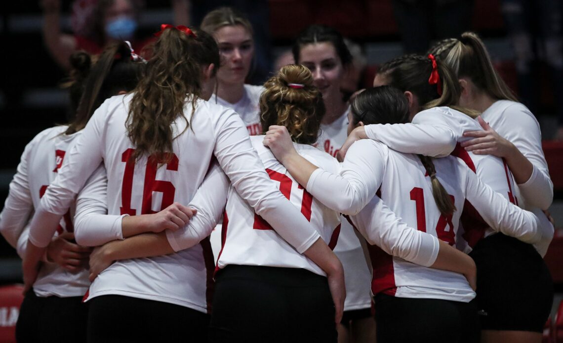 11.21.21 - Indiana Volleyball vs. Iowa