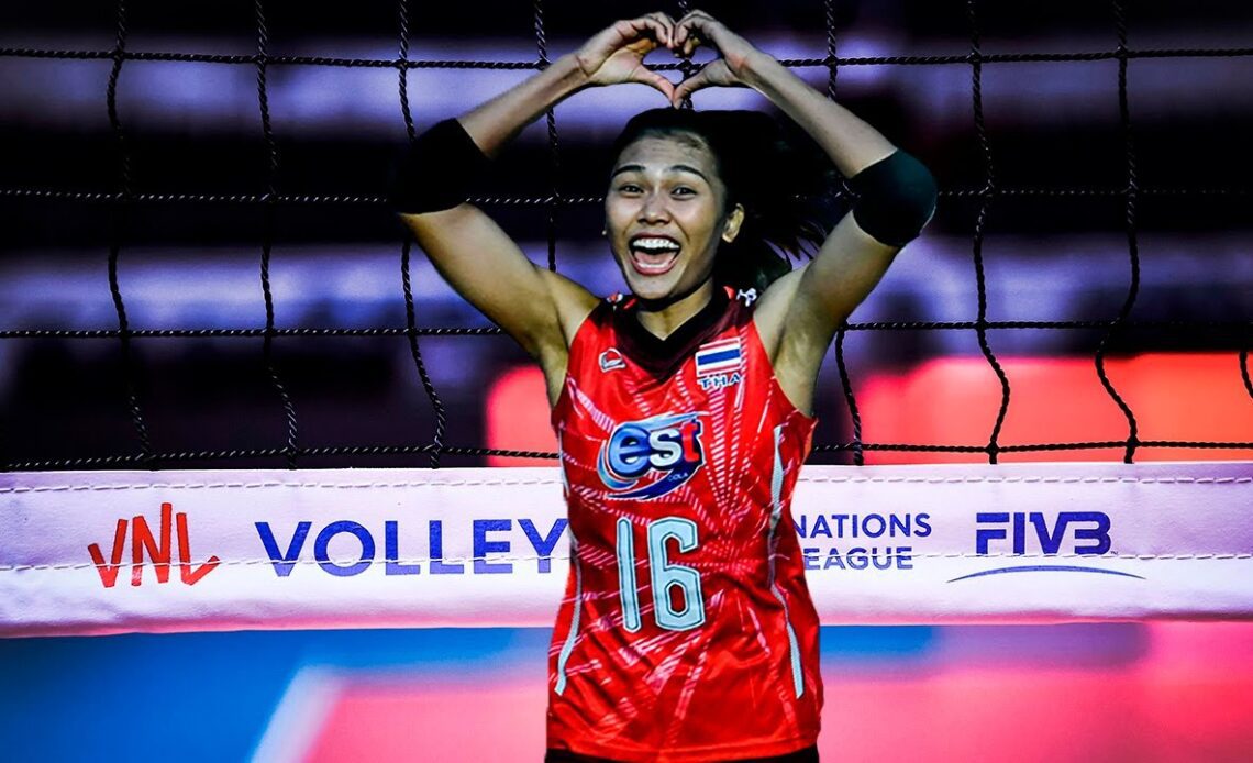The Art of Pimpichaya Kokram(พิมพิชยา ก๊กรัมย์) is to be a Positive and Strong Volleyball Player(HD)