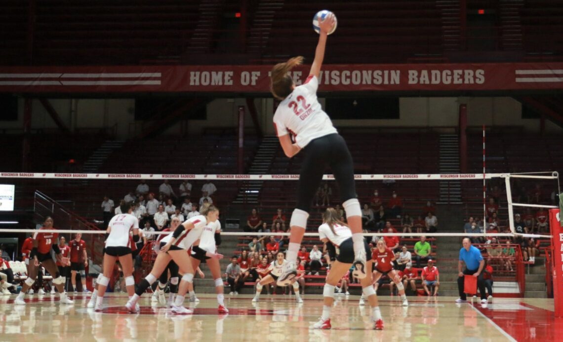 White defeats Red, 2-1, in volleyball intrasquad