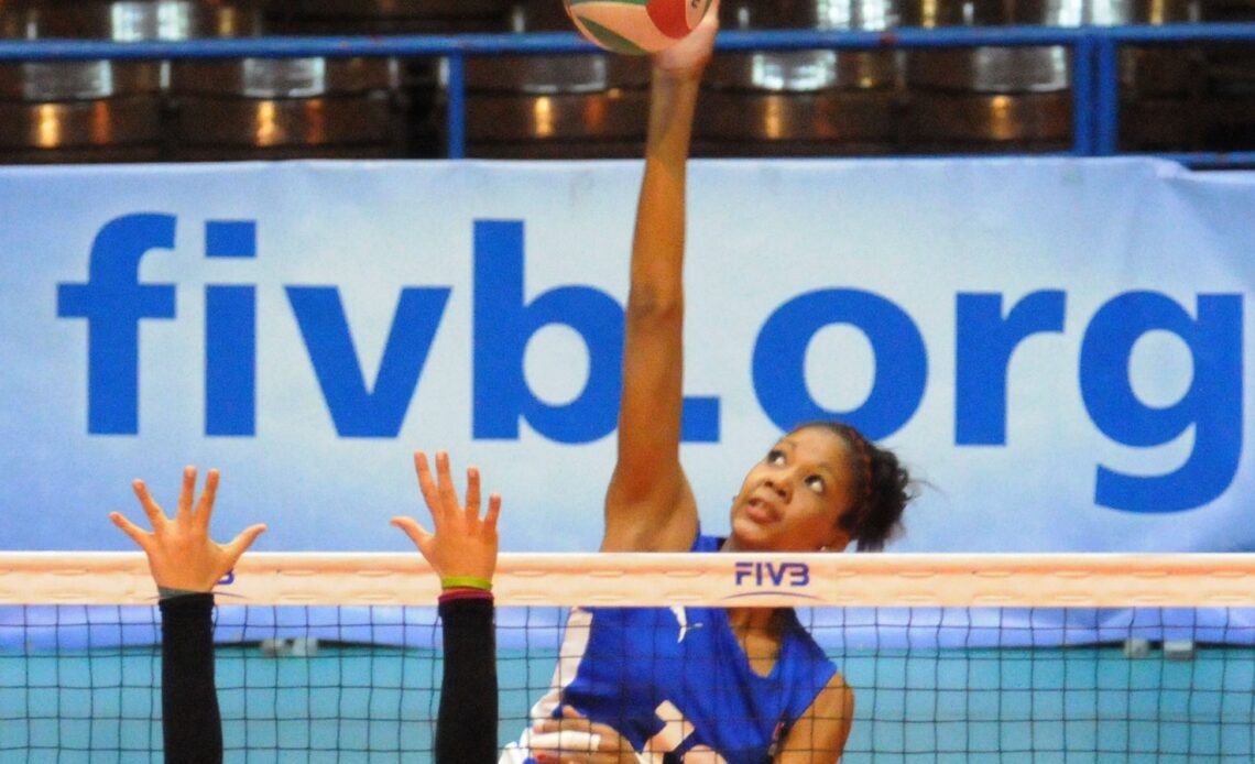 WorldofVolley :: CUB W: Defection from Cuba National Team at Pan-American Cup – middle blocker escapes from hotel in Mexico