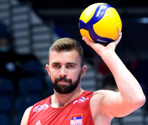 WorldofVolley :: SRB M: He’s not only great on court – Kovačević steps up to help injured woman