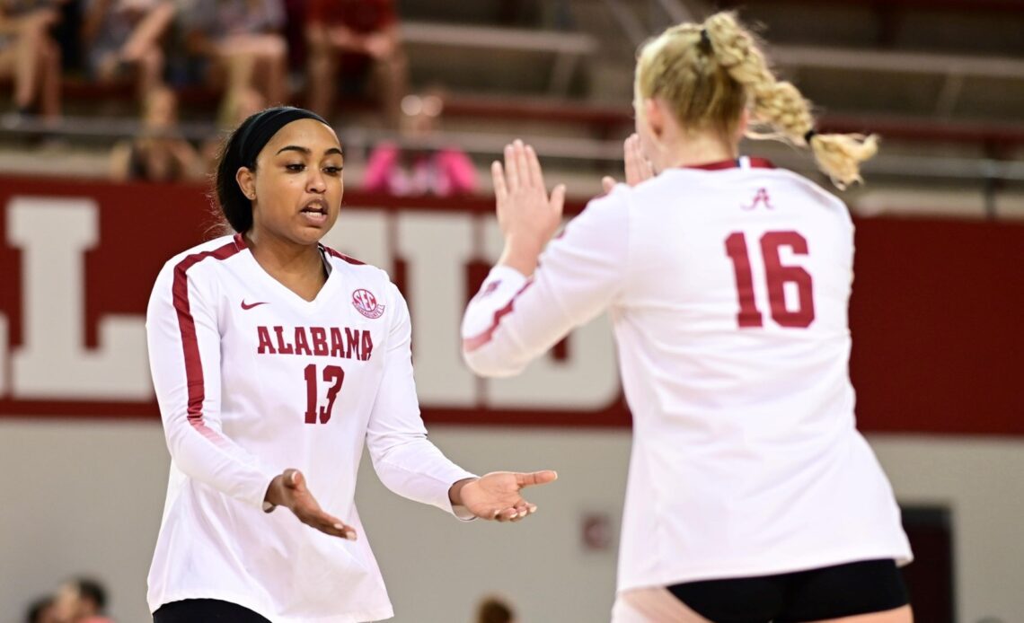 Alabama Volleyball Falls to Green Bay and Ball State Friday