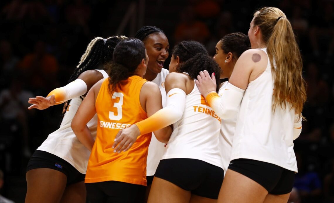 Lady Vols Open 2022 Season with Exhibition Win Over Belmont