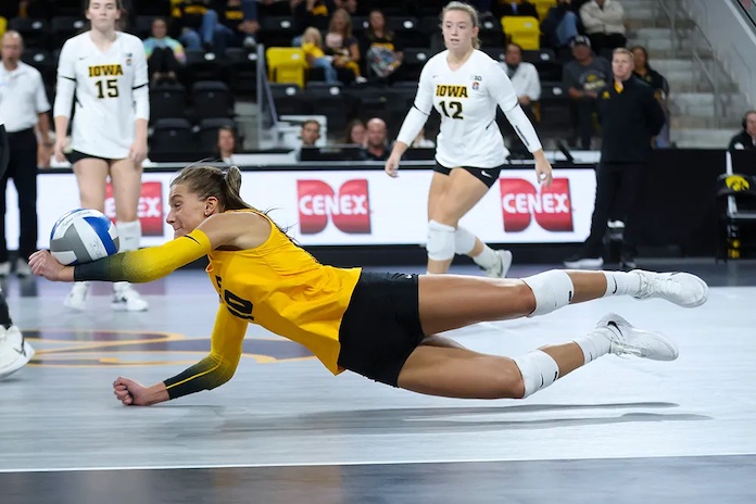 NCAA volleyball: Purdue sweeps Minnesota, no other Friday upsets