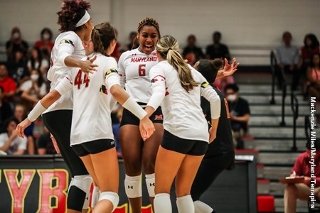 Right side Laila Ricks (6)
Maryland Terrapins vs. FGCU at The Pavilion in College Park, MD on Saturday, Aug. 27, 2022. 
Mackenzie Miles/Maryland Terrapins