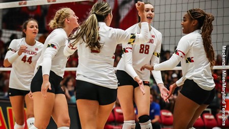 Terps Fall To Arizona In Five Sets