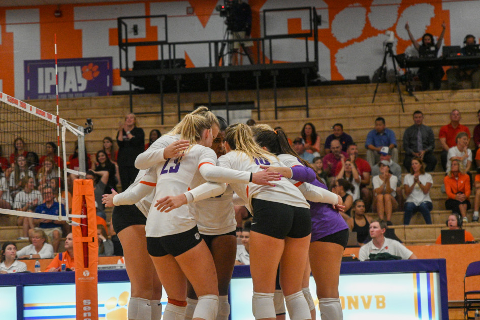 Volleyball Hosts Clemson Invitational – Clemson Tigers Official Athletics Site