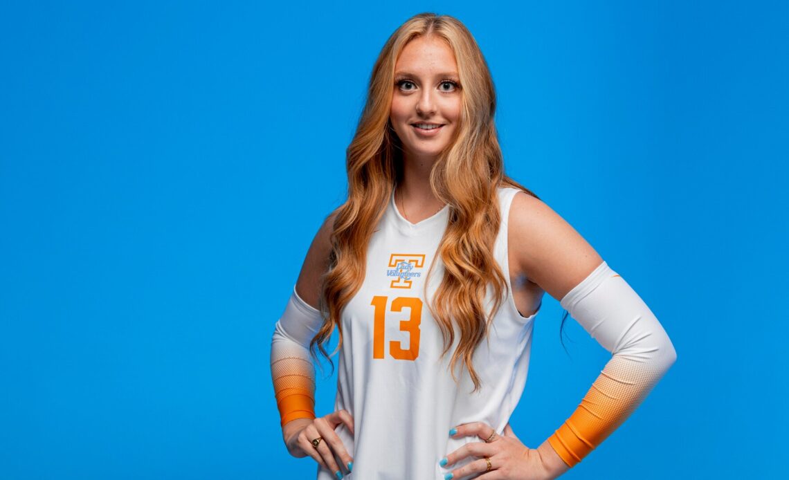 Volleyball Preview: Tennessee Visits Texas A&M for First SEC Road Trip