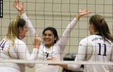 Women's Volleyball Splits Pair, Blanks SUNY Plattsburgh