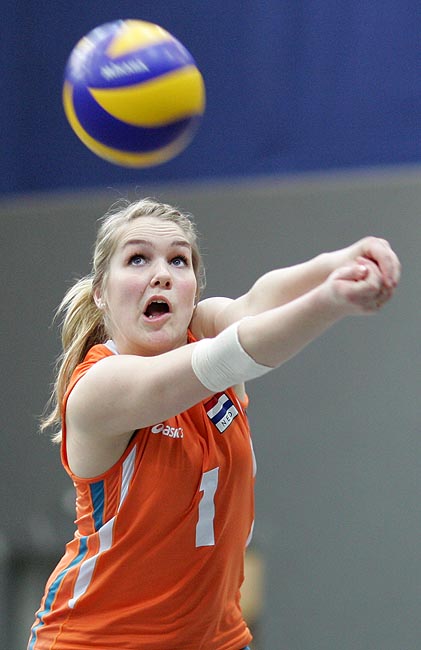 WorldofVolley :: NED W: Knip not satisfied with treatment she gets in Dutch NT, won’t be playing World Champs at home