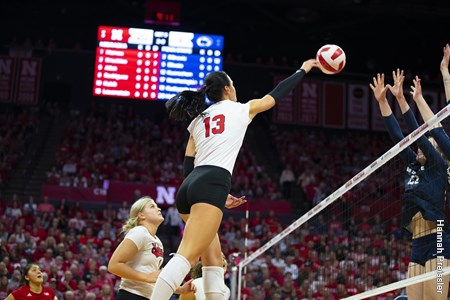 Huskers Look to Bounce Back Against Maryland