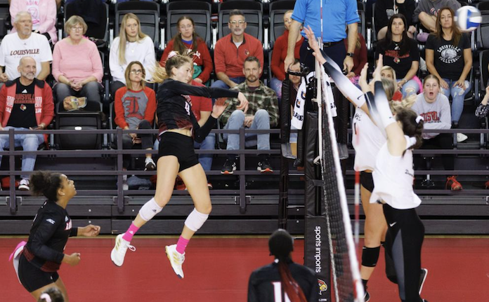 NCAA volleyball: McCutcheon to leave MN; MD sweeps Purdue; UW, Oregon bounce back