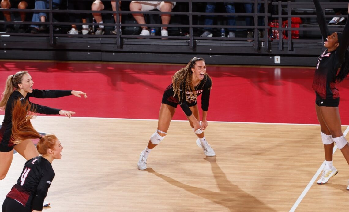 No. 2 Cardinals Sweep Boston College