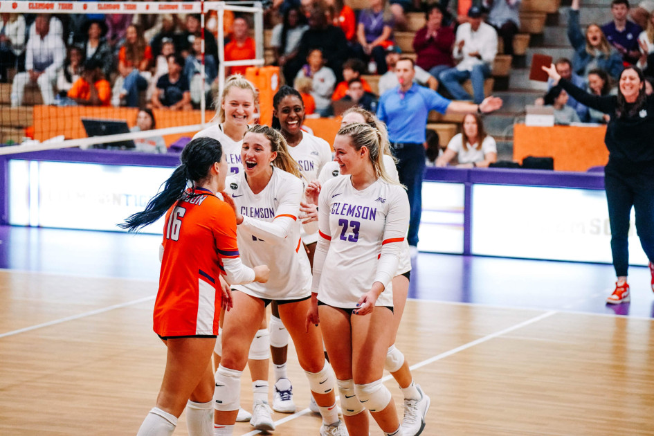 Tigers Top Cavaliers in Four Sets – Clemson Tigers Official Athletics Site