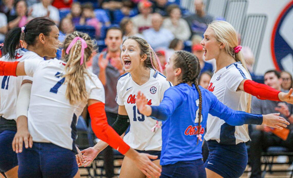 Volleyball Readies For Road Test At No. 19 Kentucky