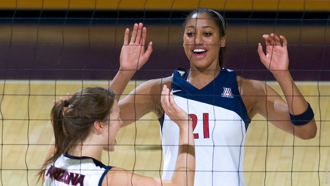 Whitney Dosty to be Inducted to Volleyball Ring of Honor