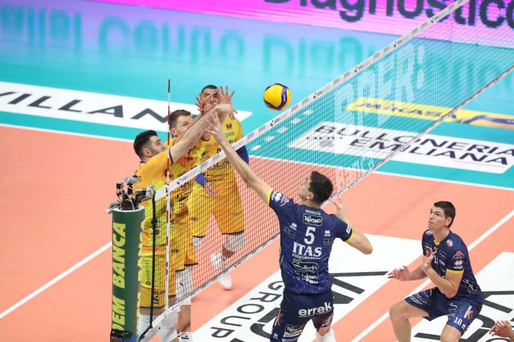 WorldofVolley :: ITA M: Trentino prevail in ’A22 derby’ and deepen Modena crisis