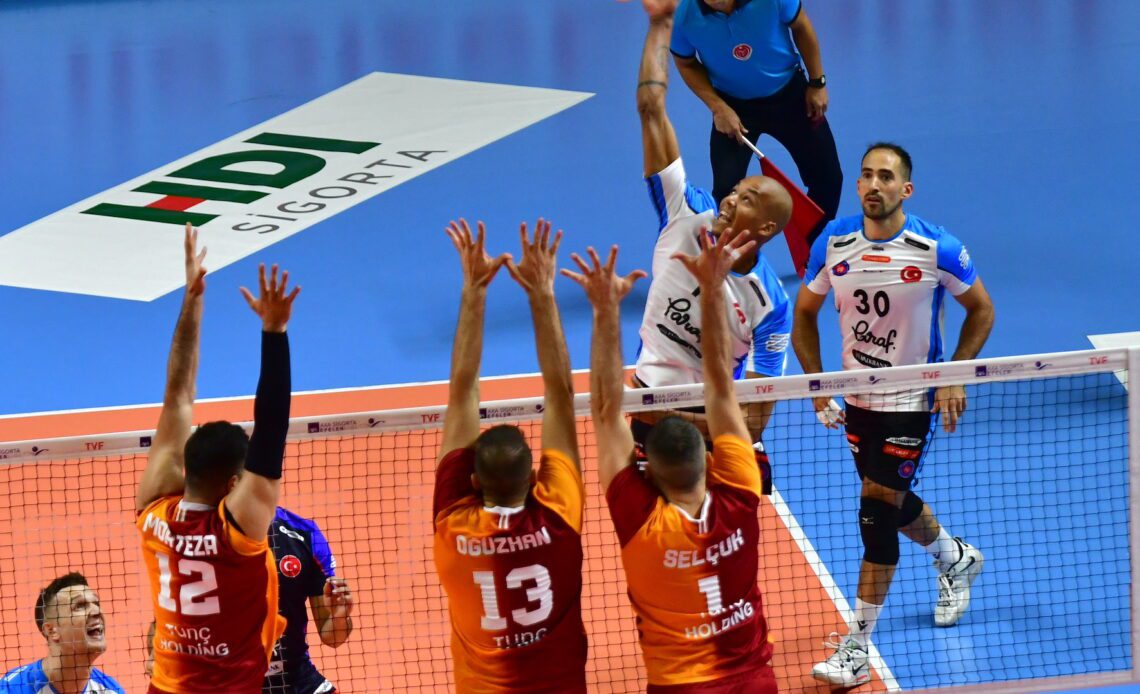 WorldofVolley :: TUR M: In big match, Halkbank emerge victoriously from five-setter against Galatasaray