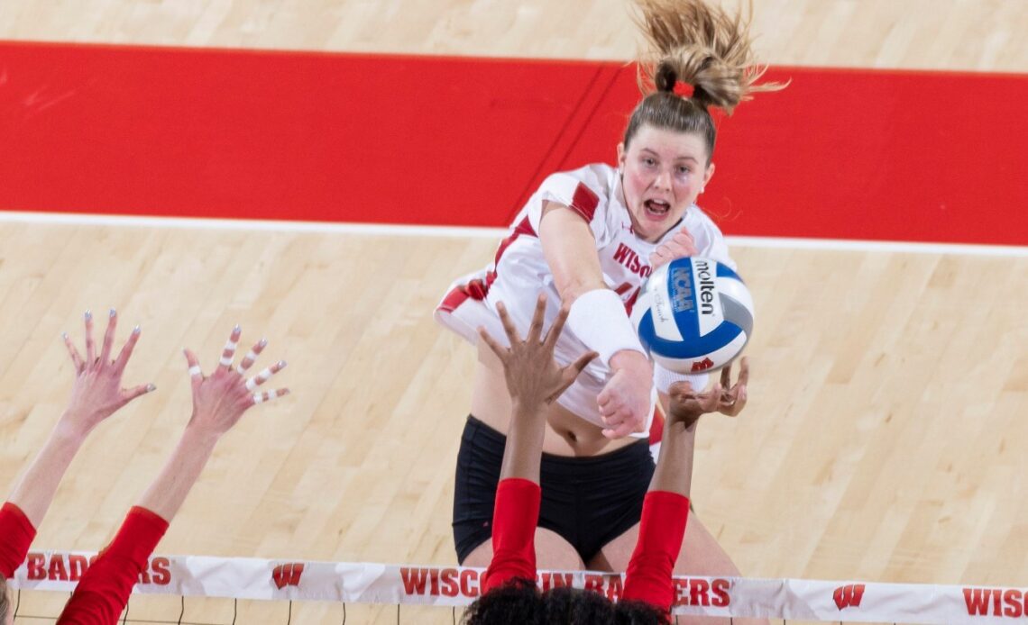 Badgers finish regular season with 18 match win streak