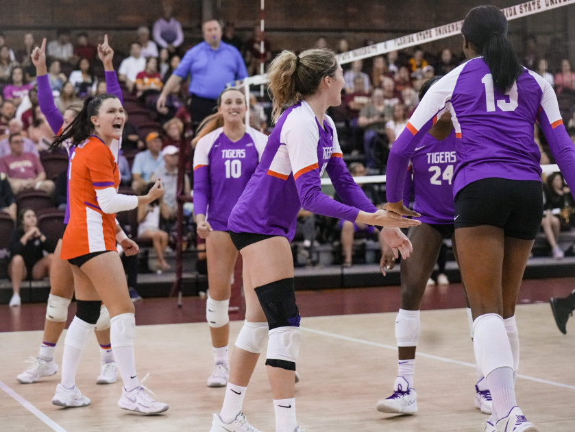 Clemson Falls in Four Sets at FSU – Clemson Tigers Official Athletics Site