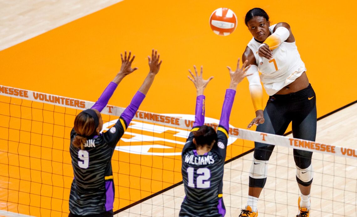 Morgahn Fingall Named SEC Player of the Week & Offensive Player of the Week