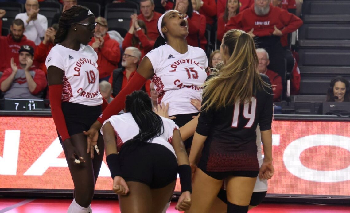 No. 4 Volleyball Set for Regular Season Finale at Notre Dame