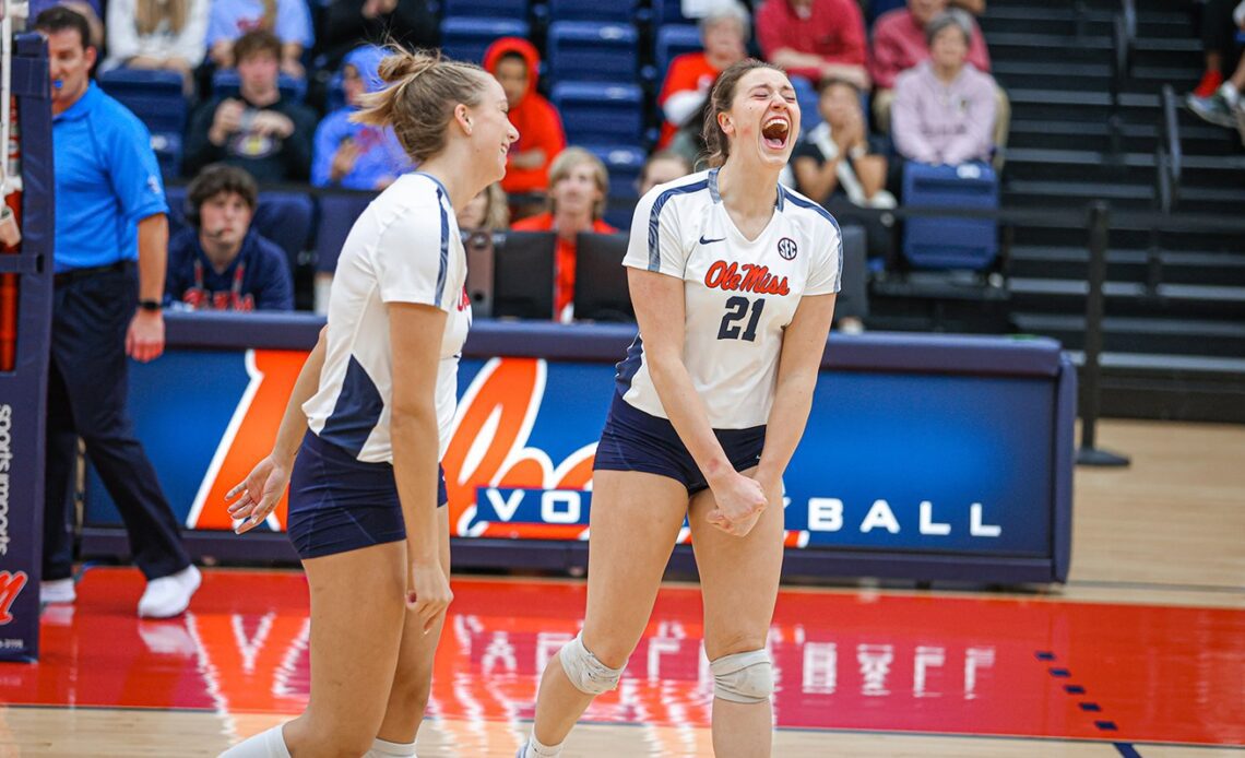 Volleyball Returns To Gillom For Matchup With Auburn