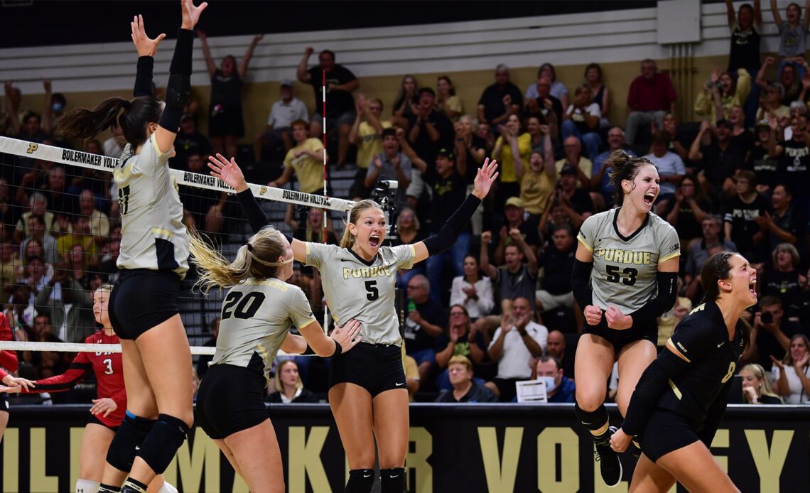 Volleyball Slated for Pair of Top-16 Matches