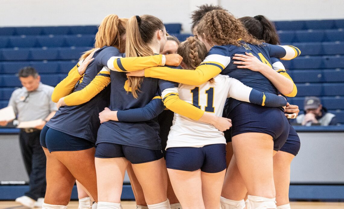 Women's Volleyball Drops Season Finale at Long Island