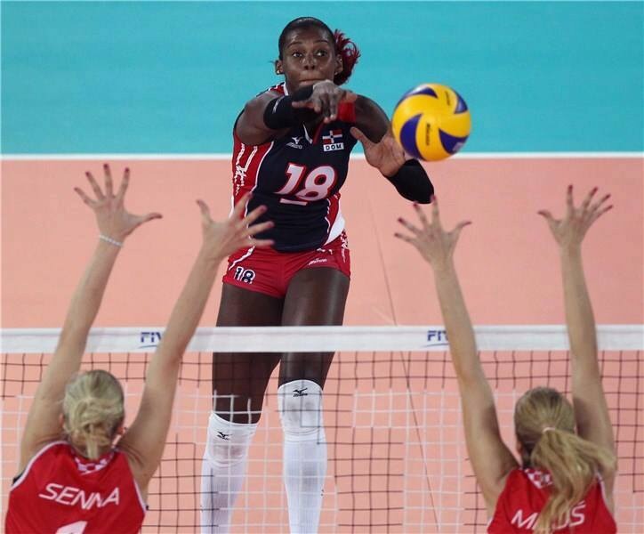 WorldofVolley :: RUS W: Dinamo Kazan say goodbye to De la Cruz and Lazareva