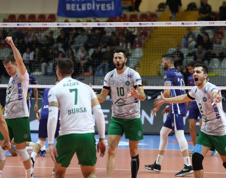 WorldofVolley :: TUR M: Arkas get stunned by Bursa who move up to top 4 in standings