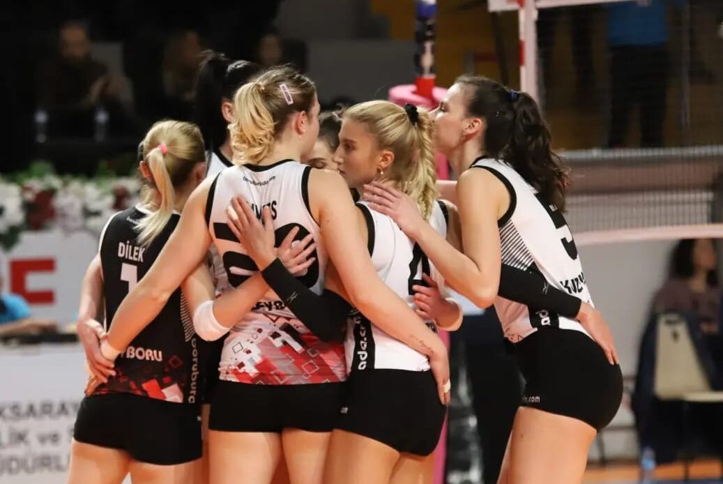 WorldofVolley :: TUR W: Kuzeyboru’s pieces finally coming together – Rahimova, Bia & Co. upset Fenerbahçe to take 5th win in row