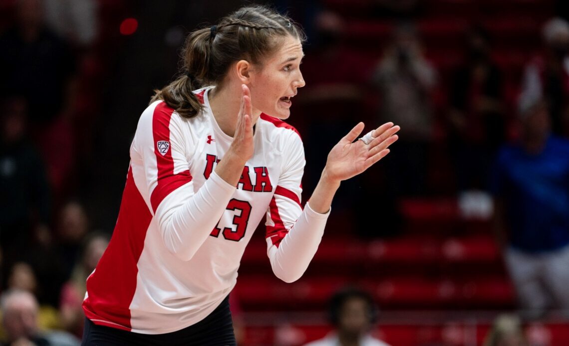 Madelyn Robinson Named AVCA All-American Honorable Mention