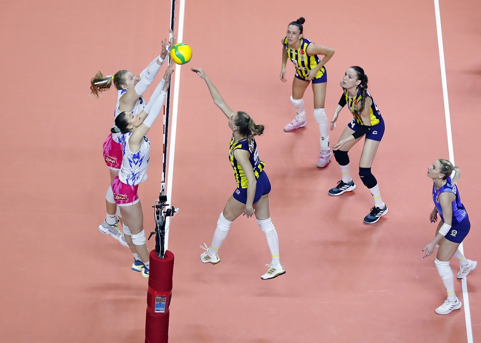 WorldofVolley :: CL W: Women’s CL launched – Fenerbaçhe and Developres confident, Ebrar breaks lose as Novara down Potsdam