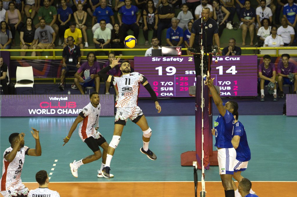 WorldofVolley :: CWCH M: Perugia down Cruzeiro and finish at top of Pool A; Trentino take No. 1 in other pool