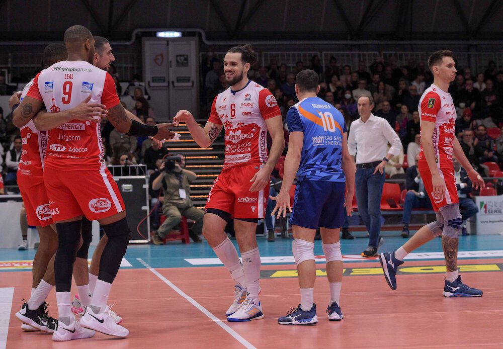 WorldofVolley :: ITA M: Piacenza down Padova and step into top 4 in standings