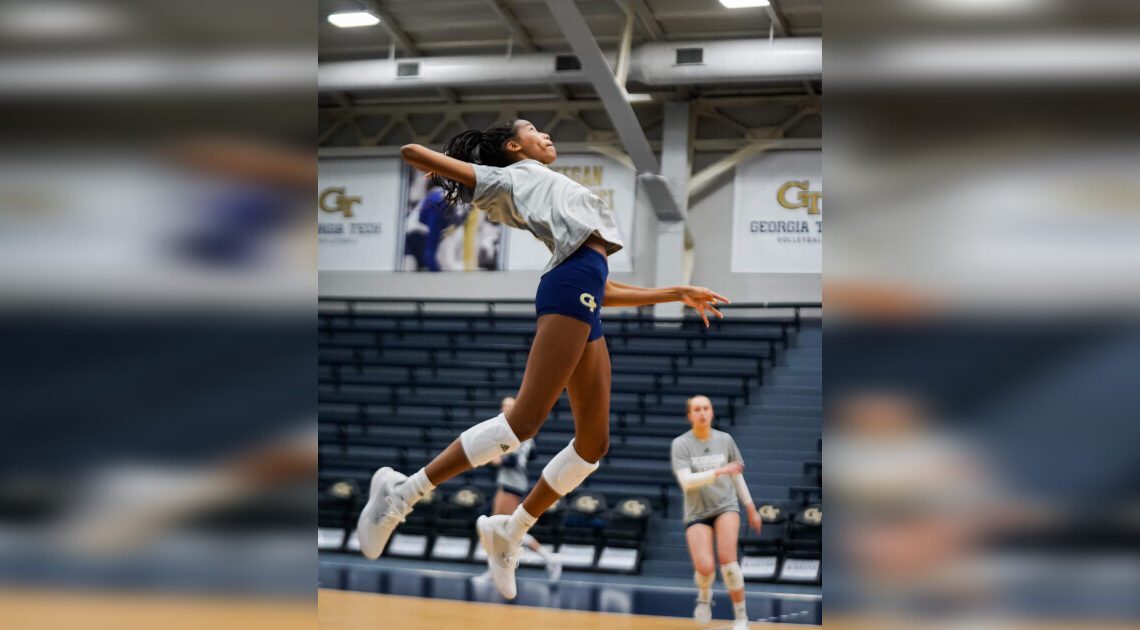 VIDEO: Volleyball Begins Spring Practice