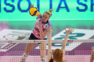 Women’s pro volleyball: Lowe stars in Japan; big week for Fricano, Mims in France