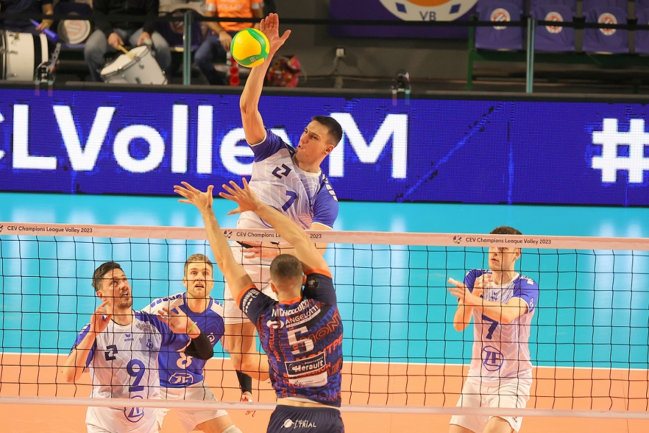 WorldofVolley :: CL M: Friedrichshafen reach playoffs for first time in 5 years; De Cecco’s service spectacle secures quarter-final spot to Lube