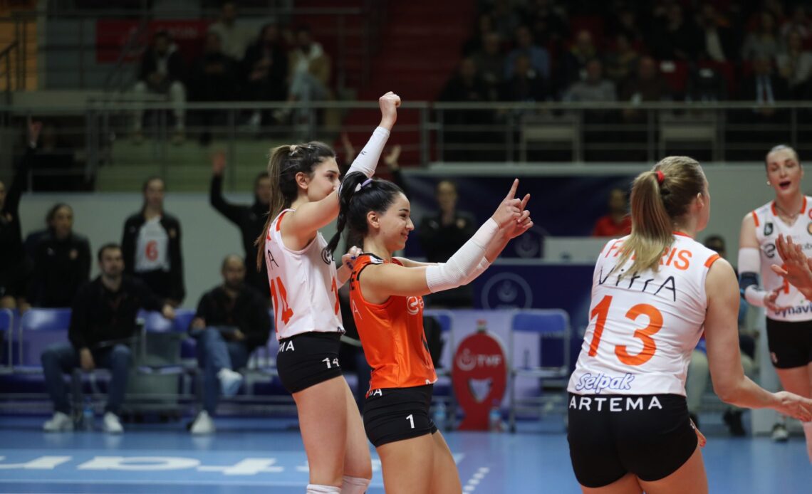 WorldofVolley :: CL W: You won’t see this often in such elite competition like CL – Eczacıbaşı drop only 5 points in 3rd set against Maritza
