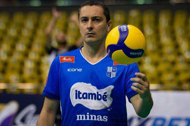 WorldofVolley :: MEX W: Everybody saw him at helm of Argentina but Negro decides to take over Mexico NT