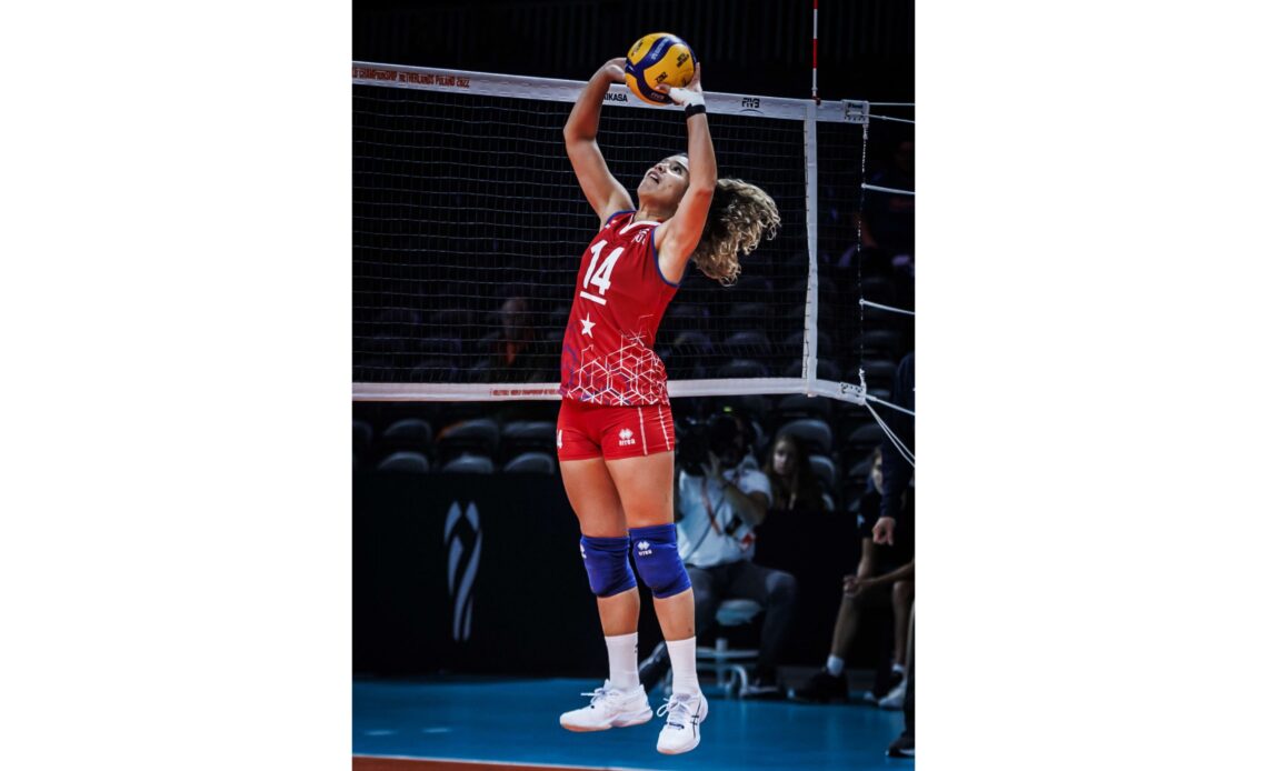WorldofVolley :: PUR W: One of best setters in NORCECA region Valentín will continue playing in her home country