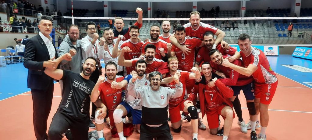 WorldofVolley :: TUR M: Team fighting to avoid relegation Hekimoğlu stun one of title favorites Arkas in Canadian showdown