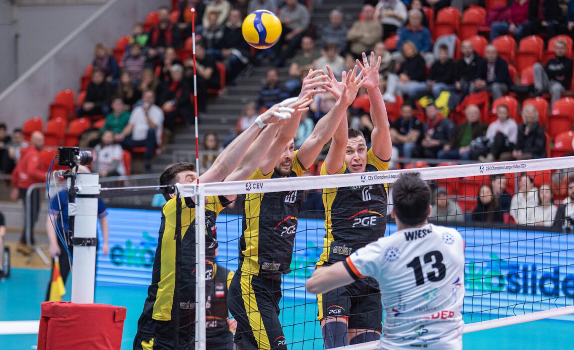 WorldofVolley :: CEV Cup M: Modena and Roeselare won in 4 sets, Čez Karlovarsko defeated Belchatow 3-2!
