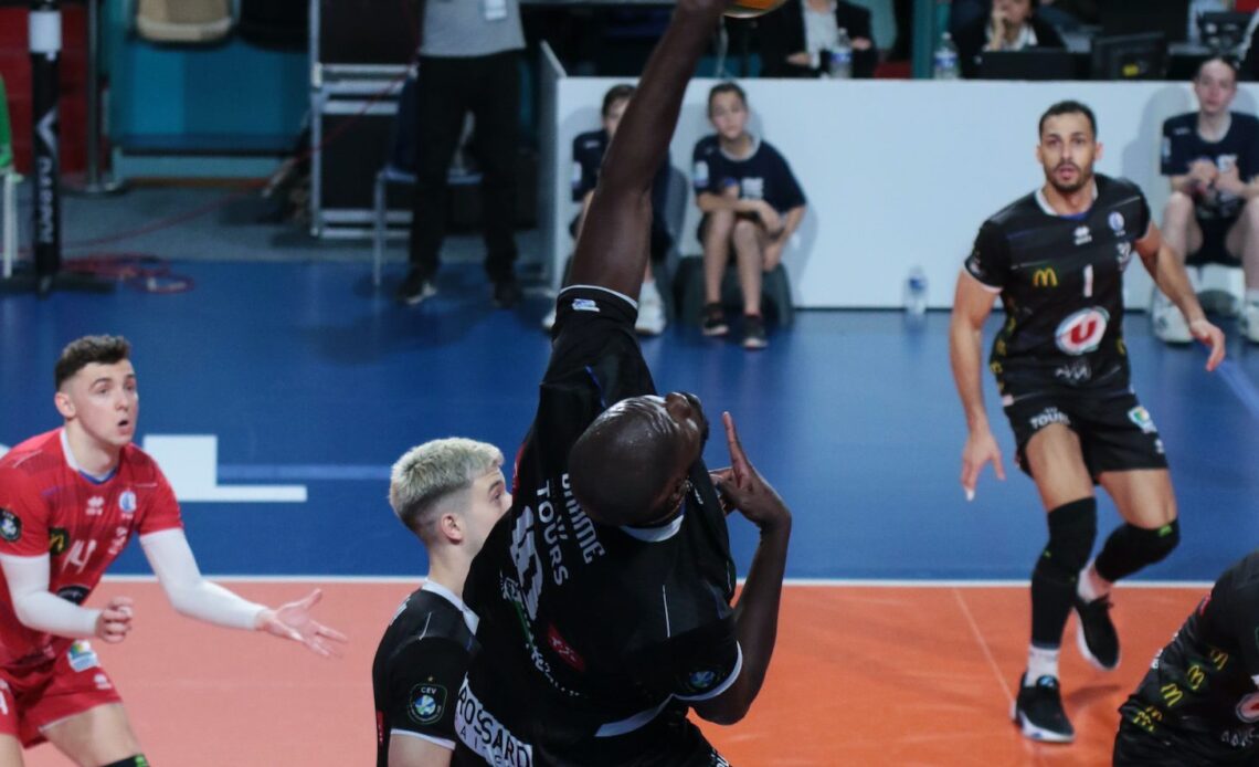 WorldofVolley :: FRA M: In the hit matches of the 20th round, Tours won over Saint Nazaire, and Nantes defeated Chaumont