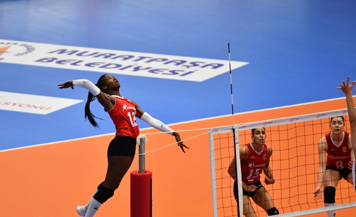 WorldofVolley :: KOR W: Colombian opposite joins Hyndai as “temporary substitute player“