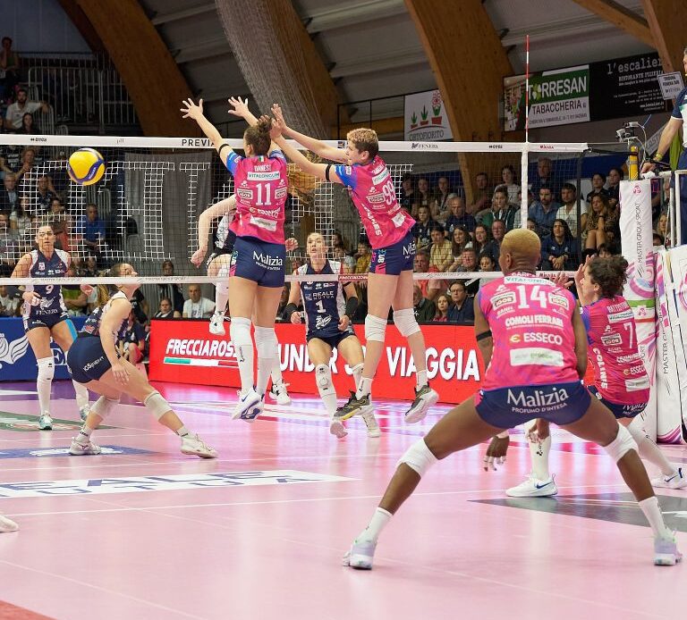 ITA W: Quarterfinal Wins for Igor Gorgonzola Novara and Trasportipesanti Casalmaggiore